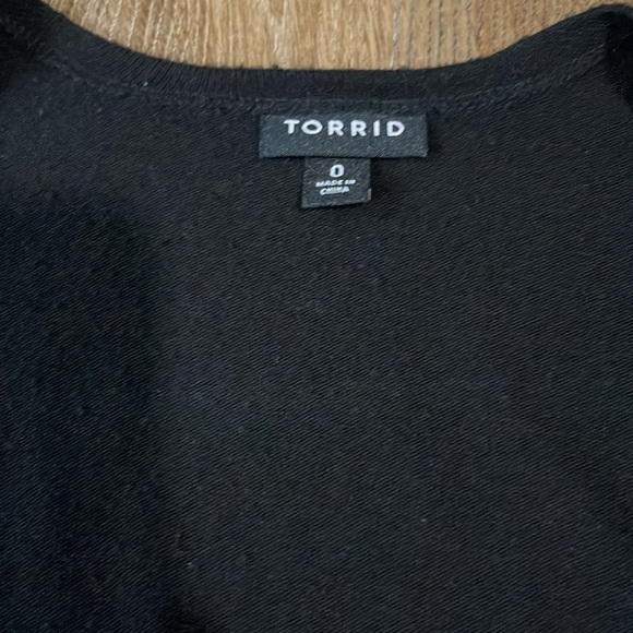 Torrid Open Front Black Cardigan - Size 0 - Picture 2 of 3